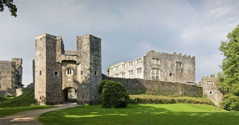 Where to Visit In Devon - Berry Pomeroy Castle