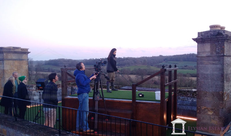 CNBC Susan Li playing golf off the top of North Cadbury Court