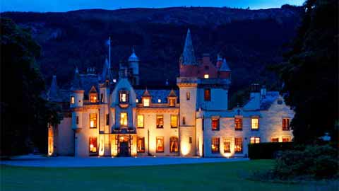 Aldourie Castle