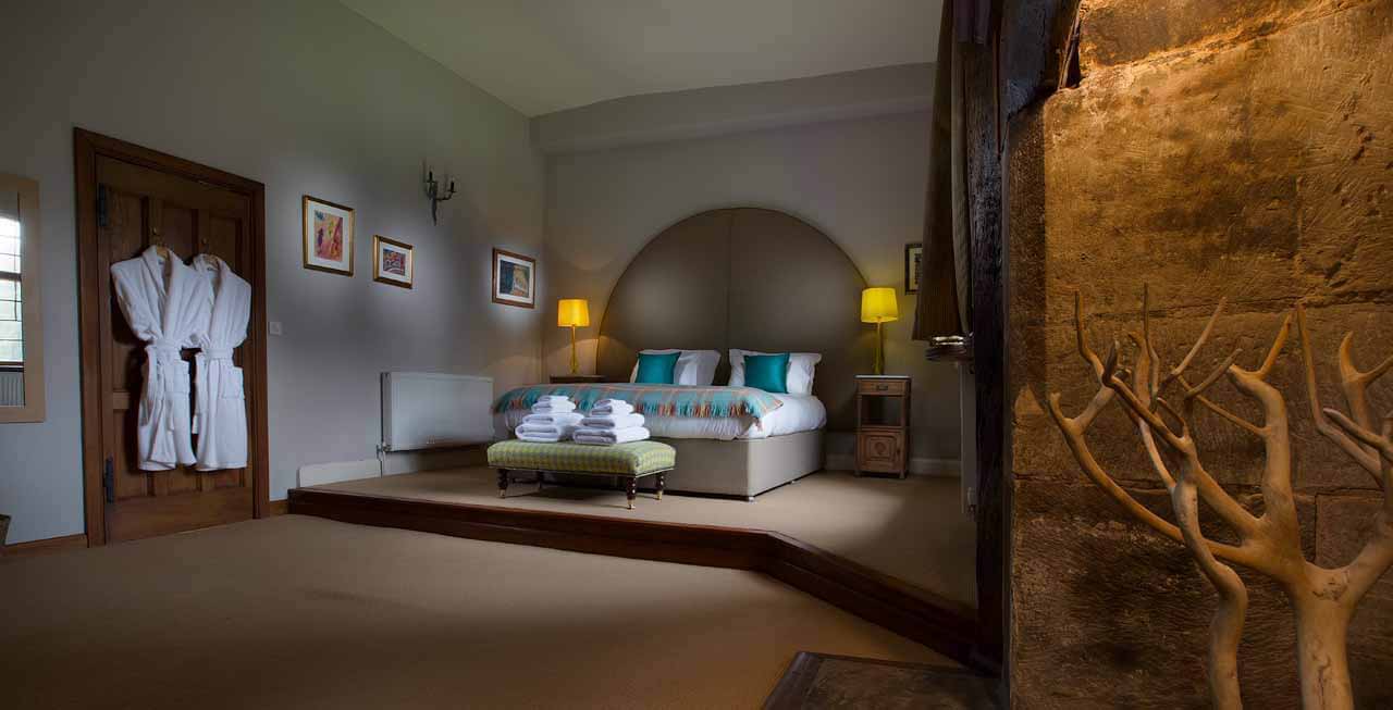 A large bedroom suite for you to enjoy! A large bedroom suite for you to enjoy!