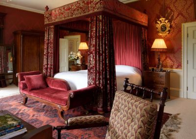 Photo of the Captain's Bedroom suite at Tempest Park