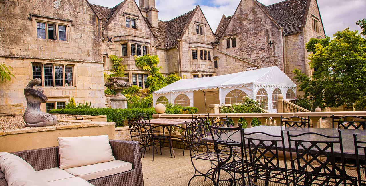 CourtHouseManortheMansionforrentinEngland39