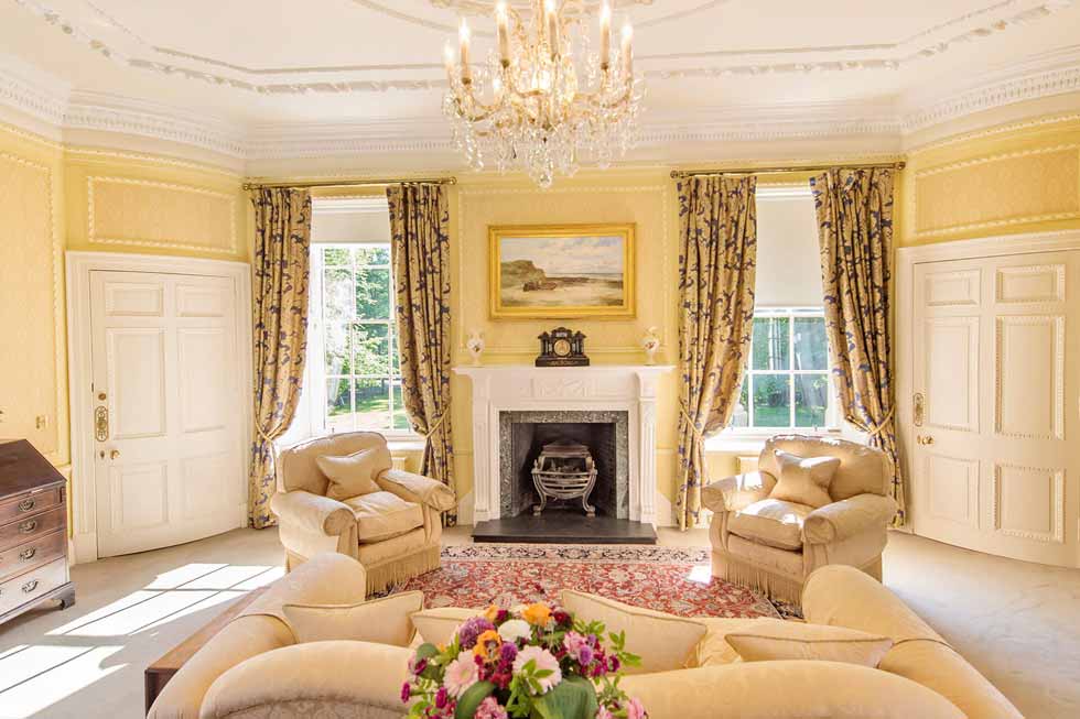 The Earl of Orkney bedroom suite at Glenapp Castle Photo of the Earl of Orkney bedroom suite at Glenapp Castle