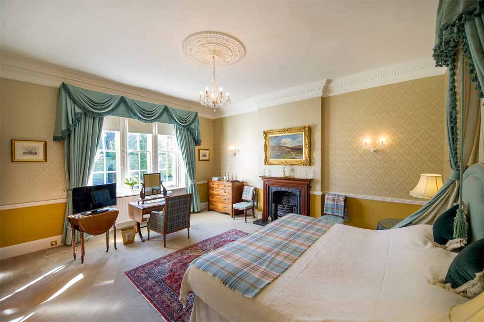 The Hunter bedroom suite at Glenapp Castle Photo of the Hunter bedroom suite at Glenapp Castle