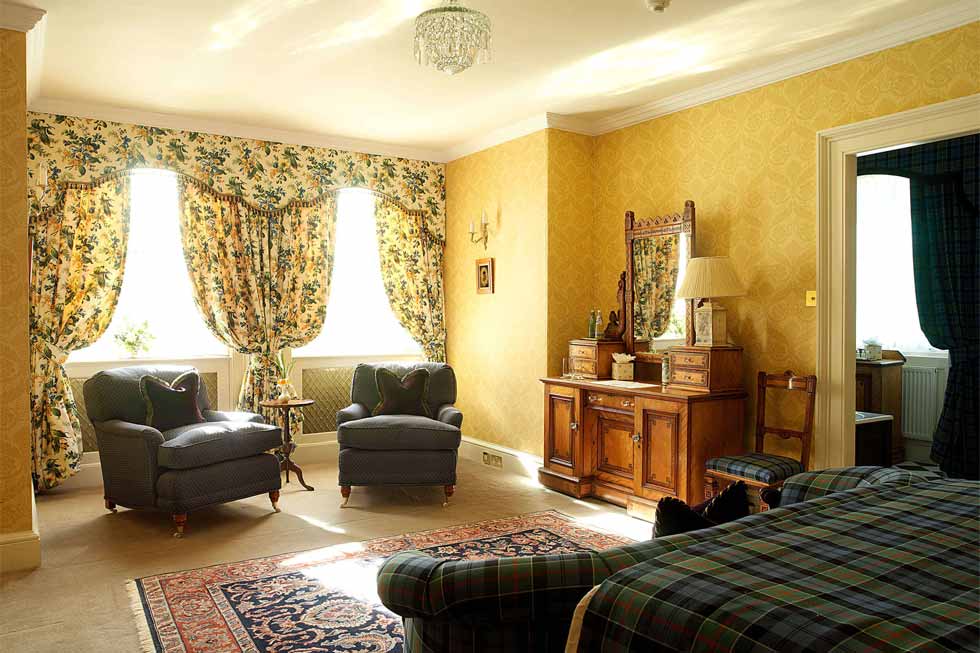 The Kilantringan bedroom suite at Glenapp Castle Photo of the Kilantringan bedroom suite at Glenapp Castle