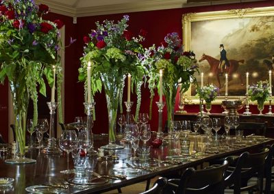 Photo of the dining room at the Hound Lodge