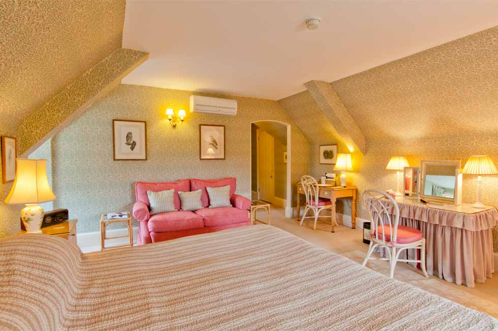 One of the Classic Twin/Double bedrooms Image of one of the Classic Twin/Double bedrooms