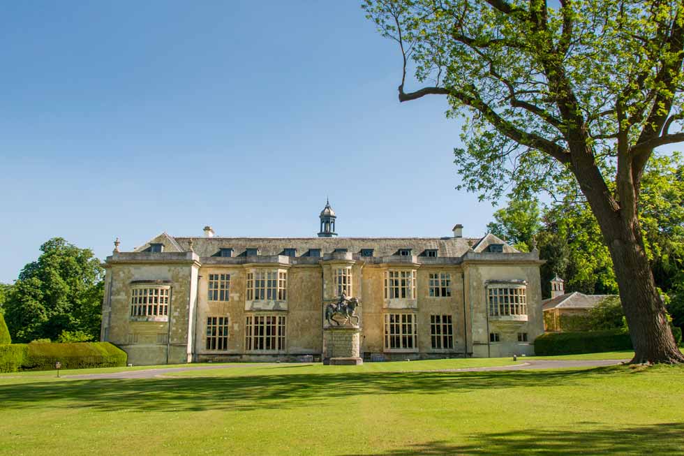 The beautiful Hartwell House Image of the beautiful Hartwell House