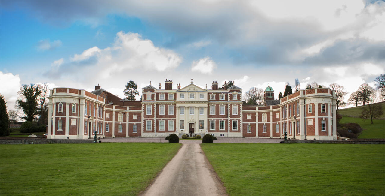 Photo of a mansion from Elysian Estates