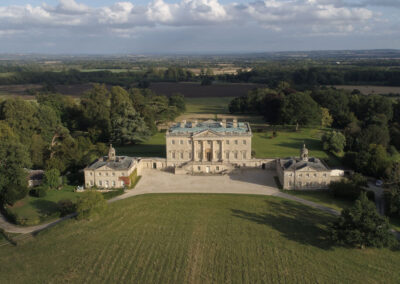 Photo ofthe grounds at Kirtlington Park