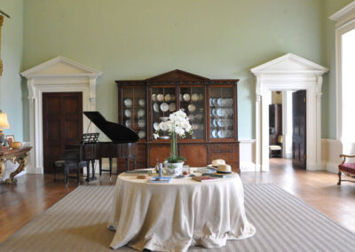 Photo of the Saloon at Kirtlington Park