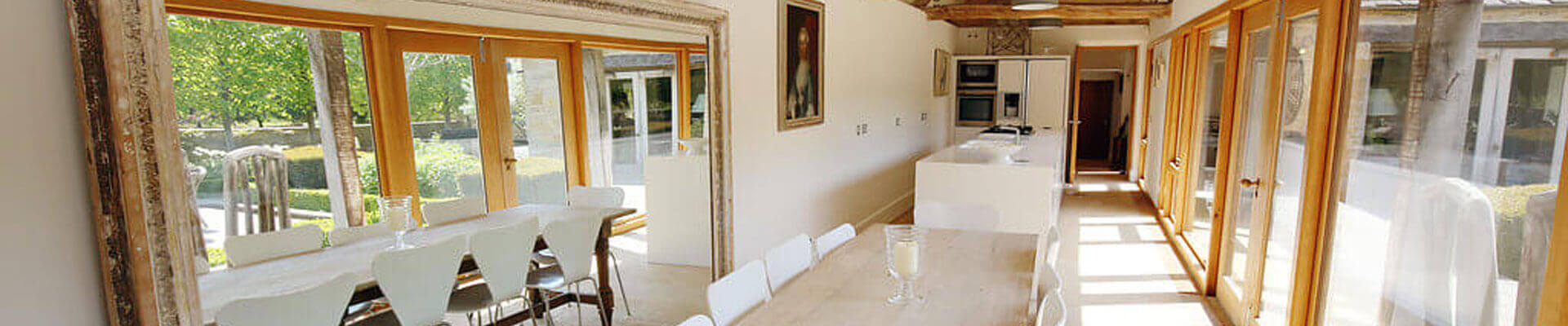 One of the dining areas at Temple Guiting Estates Photo of one of the dining areas at Temple Guiting Estates