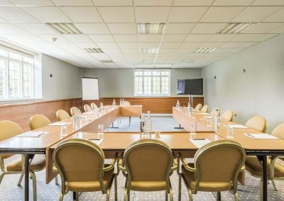 Photo of a meeting room at The Court Building